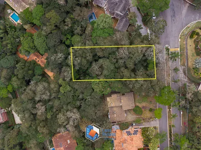 Terreno com 1171m² 1 quarto e 1 banheiro, à venda, no bairro Altos de São Fernando em Jandira