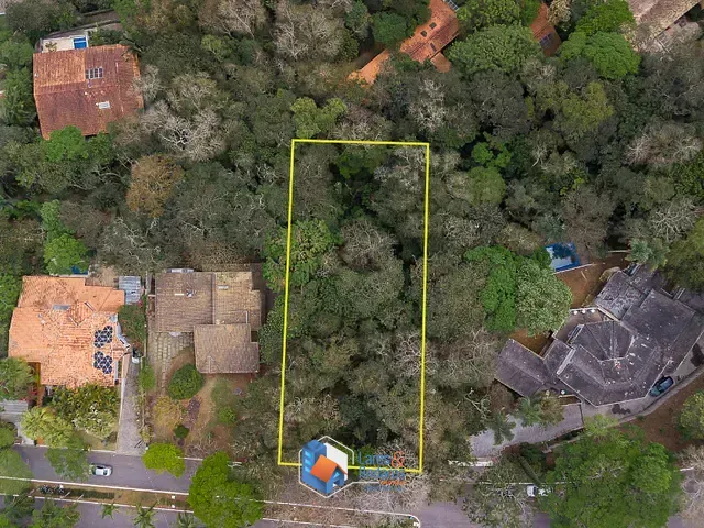 Terreno com 1171m² 1 quarto e 1 banheiro, à venda, no bairro Altos de São Fernando em Jandira