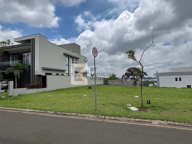 Terreno com 425m², à venda, no bairro Vila Homero em Indaiatuba