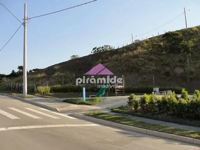 Terreno com 361m², à venda, no bairro Loteamento Verana em São José Dos Campos