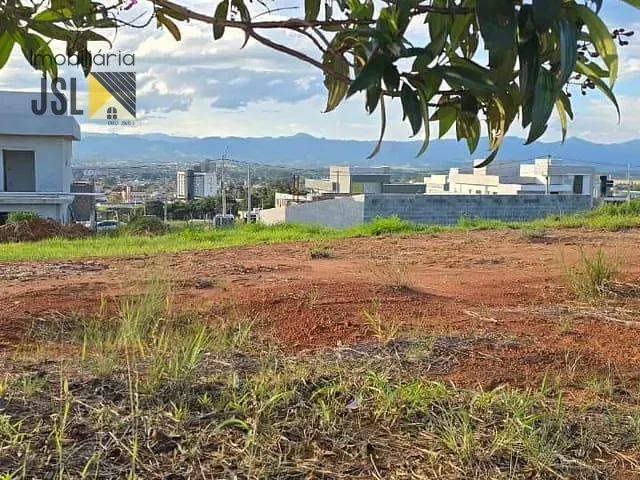 Terreno com 360m², à venda, no bairro Sapé II em Caçapava