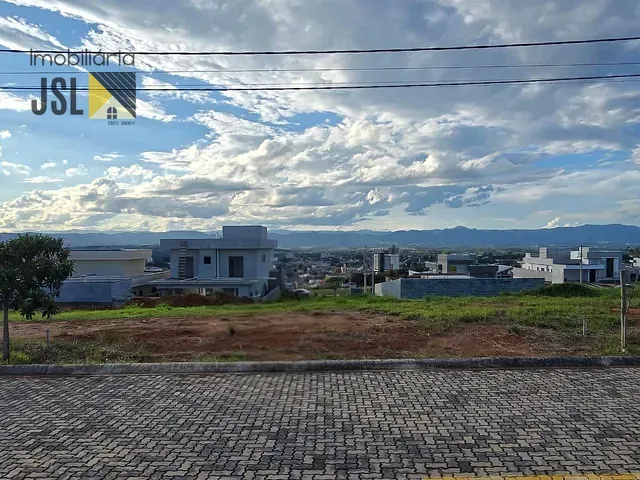Terreno com 360m², à venda, no bairro Sapé II em Caçapava