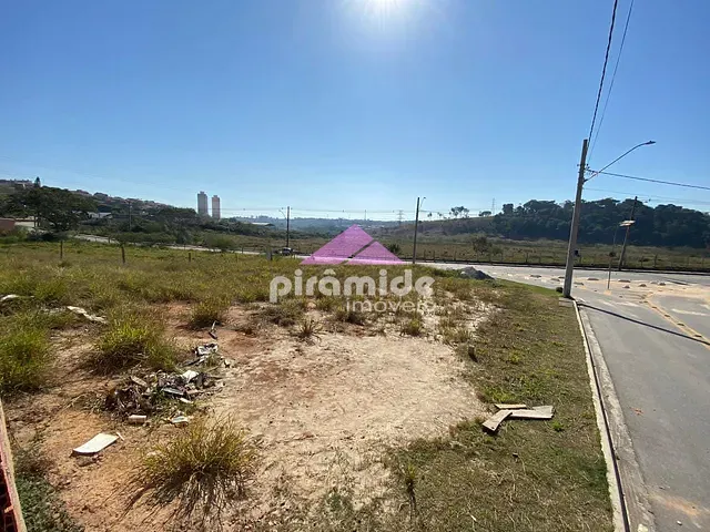 Terreno com 595m², à venda, no bairro Putim em São José dos Campos