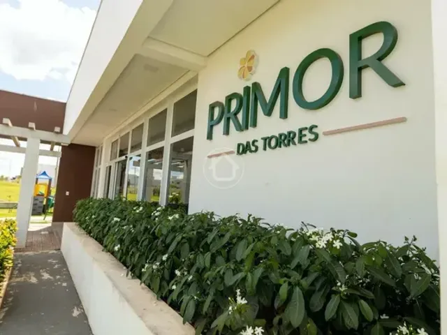Terreno com 320m², à venda, no bairro Jardim Imperial em Cuiabá