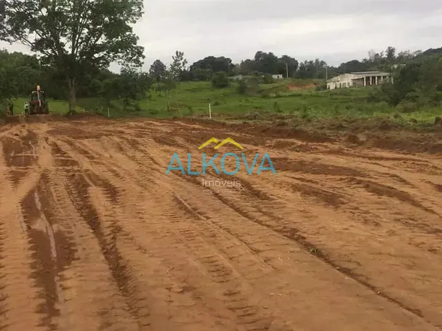 Terreno com 14000m², à venda, no bairro Putim em São José dos Campos
