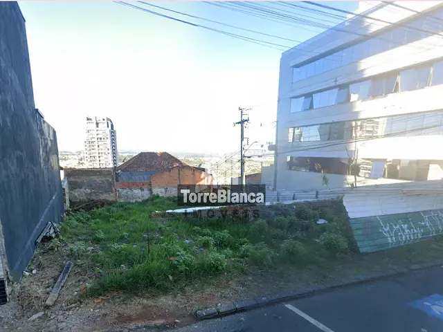 Terreno com 353m², à venda, no bairro Centro em Ponta Grossa