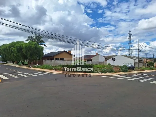 Terreno com 570m², à venda, no bairro Cará-Cará em Ponta Grossa