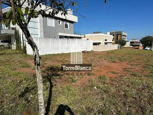 Terreno com 310m², à venda, no bairro Jardim Carvalho em Ponta Grossa
