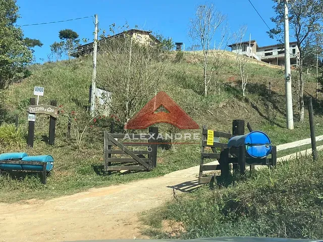 Terreno com 1200m², à venda, no bairro Barreirinho em Santo Antônio do Pinhal