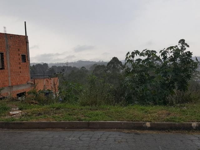 Terreno com 300m², à venda, no bairro Bosque dos Pereiras em Cotia