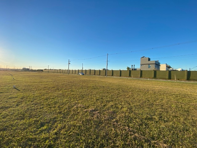 Terreno com 256m², à venda, no bairro Laranjal em Pelotas