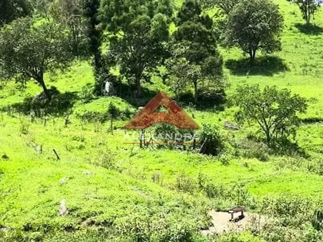 Terreno com 108900m², à venda, no bairro Paiol Grande em São Bento do Sapucaí