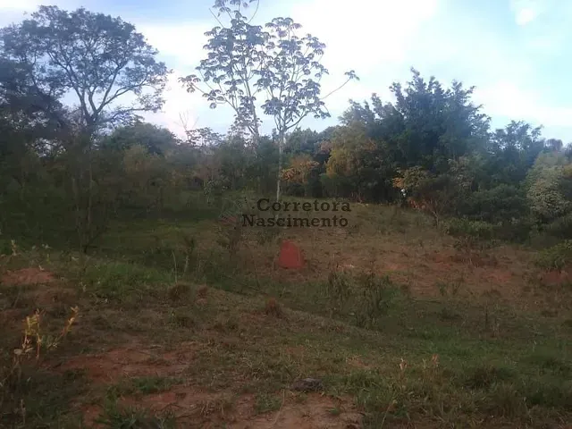 Terreno com 2500m², à venda, no bairro Parque Imperial em Jacareí