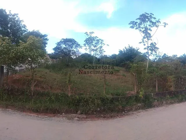 Terreno com 2500m², à venda, no bairro Parque Imperial em Jacareí
