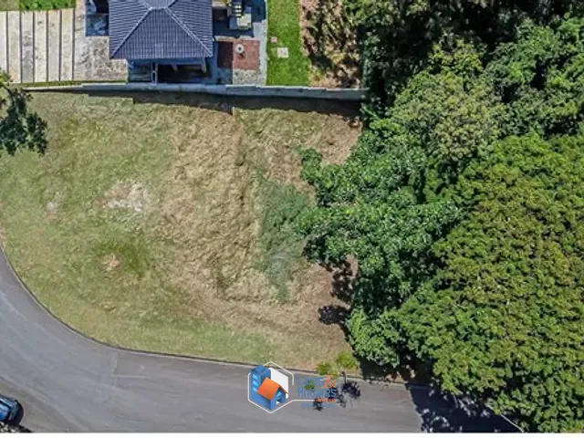 Terreno com 511m² 1 quarto e 1 banheiro, à venda, no bairro Portal do Santa Paula em Cotia