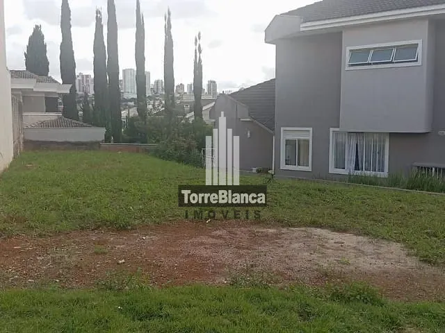Terreno com 300m², à venda, no bairro Oficinas em Ponta Grossa