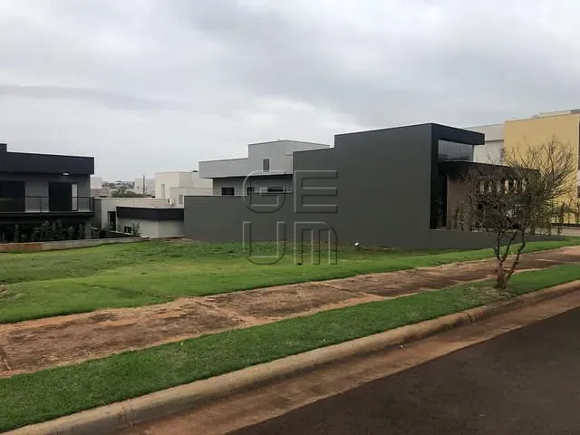 Terreno com 259m², à venda, no bairro Parque Tauá em Londrina