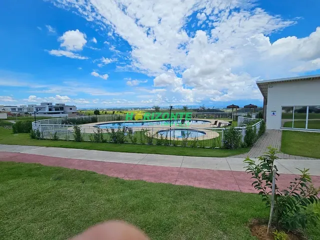 Terreno com 280m², à venda, no bairro Bairro da Floresta em São José dos Campos