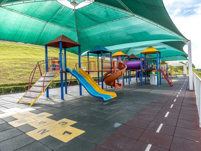 Terreno com 456m², à venda, no bairro Parque Amperco em Cuiabá