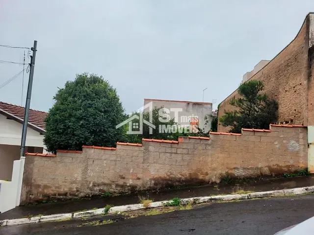 Terreno com 275m², à venda, no bairro Jardim América em Andradas
