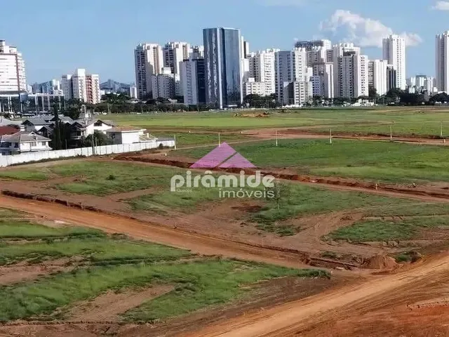 Terreno com 381m², à venda, no bairro Jardim Aquárius em São José Dos Campos