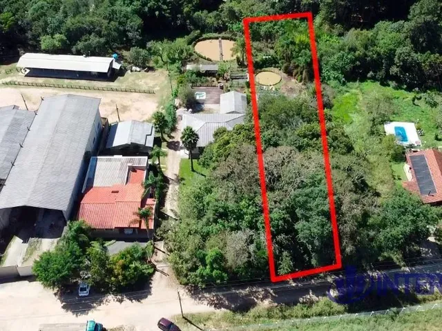 Terreno à venda, no bairro Centro em Campo Magro