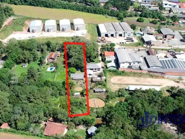 Terreno à venda, no bairro Centro em Campo Magro
