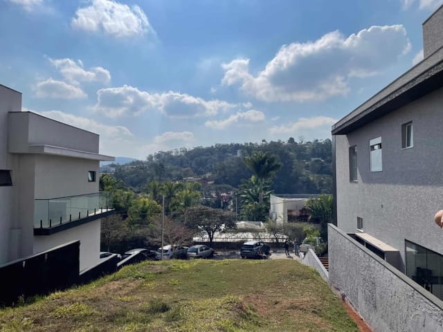 Terreno com 312m², à venda, no bairro Suru em Santana de Parnaíba