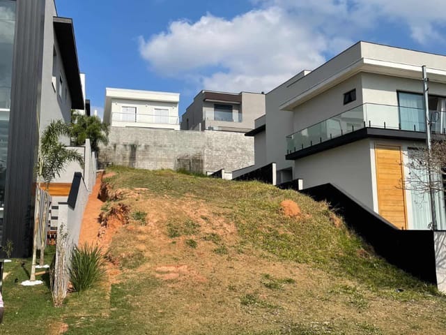 Terreno com 312m², à venda, no bairro Suru em Santana de Parnaíba