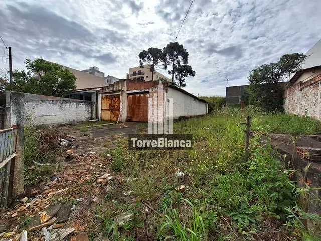 Terreno com 380m², à venda, no bairro Uvaranas em Ponta Grossa