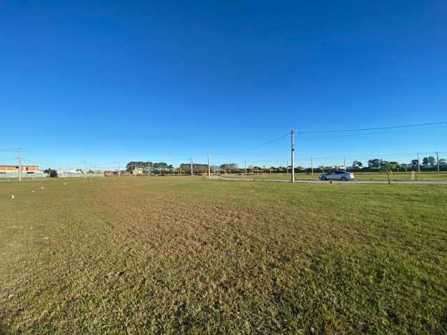 Terreno com 293m², à venda, no bairro Laranjal em Pelotas