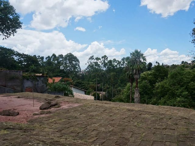 Terreno com 2635m², à venda, no bairro Chácara Vale do Rio Cotia em Carapicuíba