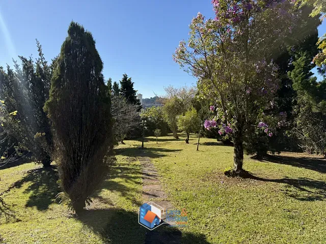 Terreno com 1700m² 1 quarto e 1 banheiro, à venda, no bairro Vila Capivari em Campos Do Jordão