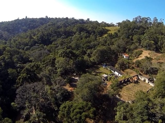 Terreno com 10000m², à venda, no bairro Chácara Jaguari (Fazendinha) em Santana de Parnaíba