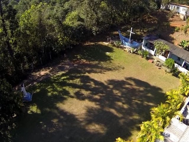 Terreno com 10000m², à venda, no bairro Chácara Jaguari (Fazendinha) em Santana de Parnaíba