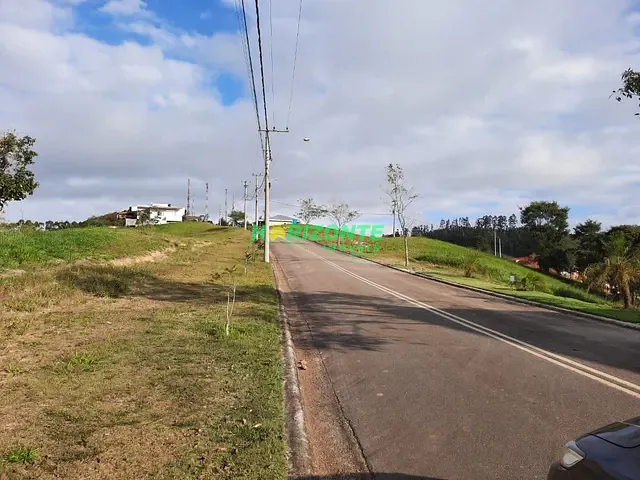 Terreno com 1080m², à venda, no bairro Tapanhão em Jambeiro