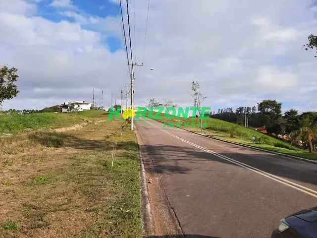 Terreno com 1080m², à venda, no bairro Tapanhão em Jambeiro