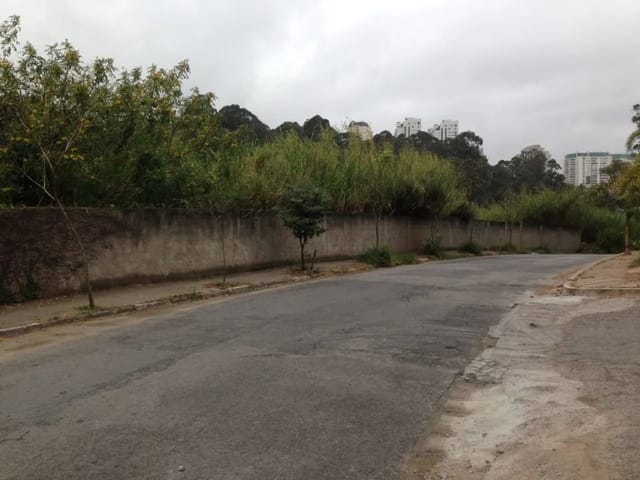 Terreno com 2257m², à venda, no bairro Jardim Ampliacao em São Paulo
