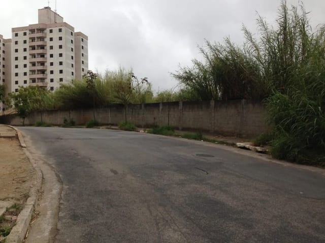 Terreno com 2257m², à venda, no bairro Jardim Ampliacao em São Paulo