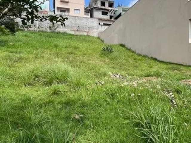Terreno com 250m², à venda, no bairro Roselândia em Cotia