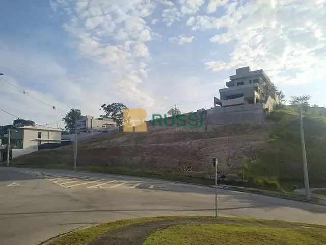 Terreno com 361m², à venda, no bairro Residencial São Francisco em São José dos Campos