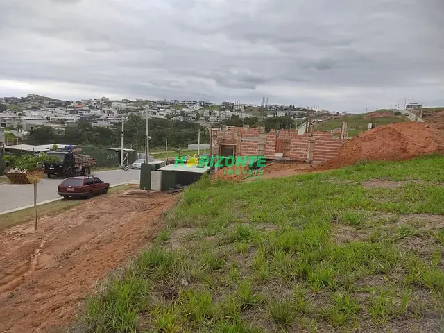 Terreno com 330m², à venda, no bairro Urbanova em São José dos Campos