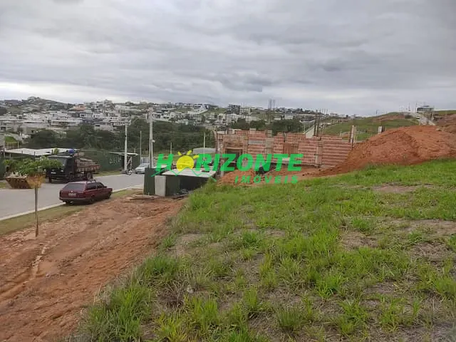 Terreno com 330m², à venda, no bairro Urbanova em São José dos Campos