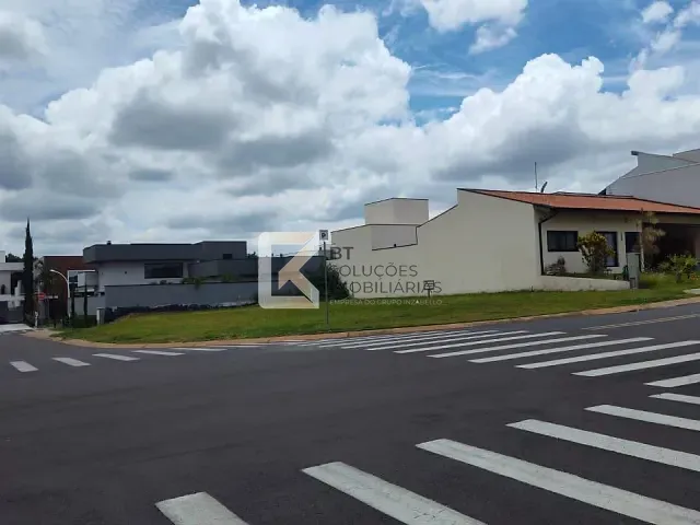 Terreno com 360m², à venda, no bairro Jardim Residencial Dona Lucilla em Indaiatuba