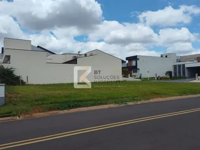 Terreno com 360m², à venda, no bairro Jardim Residencial Dona Lucilla em Indaiatuba
