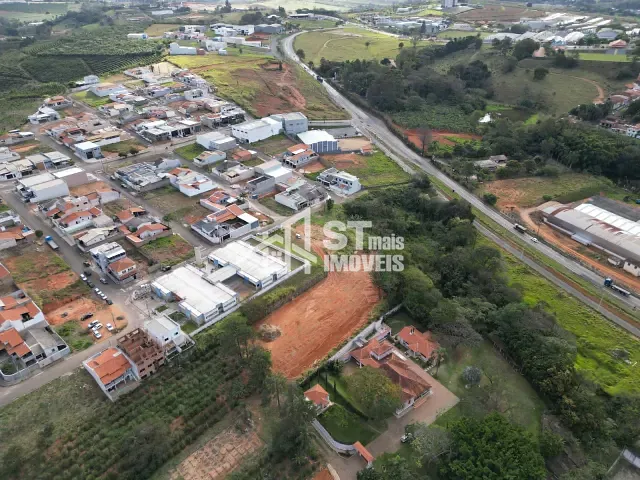Terreno com 5177m², à venda, no bairro Jardim da Sóvis em Andradas
