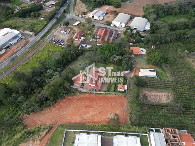 Terreno com 5177m², à venda, no bairro Jardim da Sóvis em Andradas
