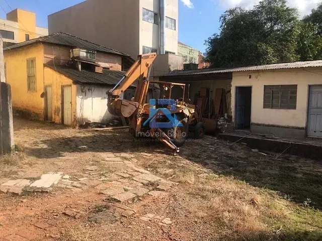 Terreno com 998m², à venda, no bairro Centro em Itatiba