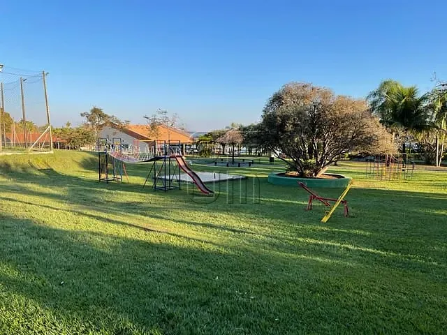 Terreno com 1477m², à venda, no bairro Centro em Primeiro de Maio