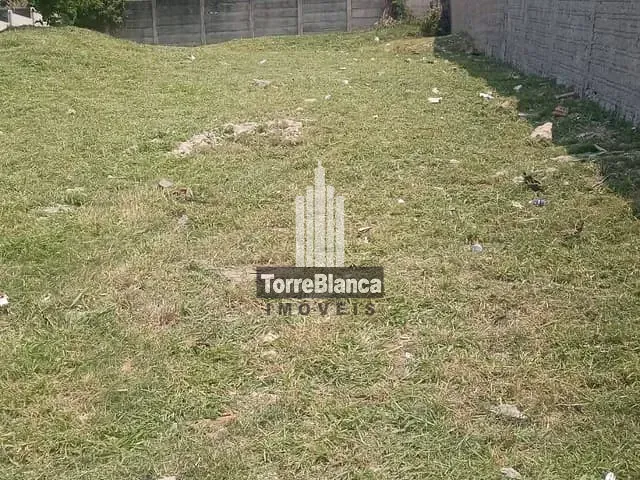 Terreno com 462m², à venda, no bairro Uvaranas em Ponta Grossa